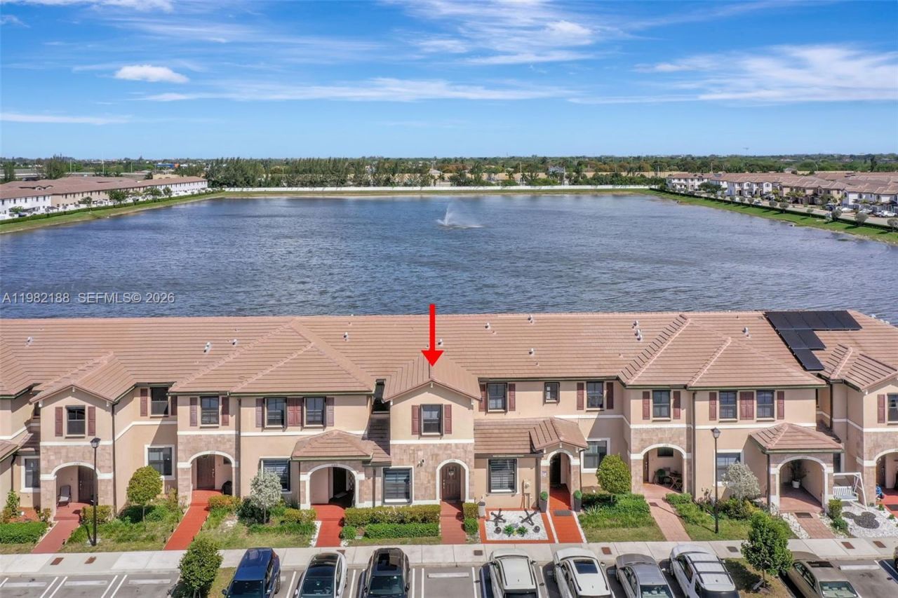 11295 W 34th Way , Hialeah Gardens, FL 33018 Photo