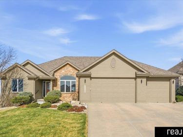 11796 Whitmore Street, Omaha, NE 68142