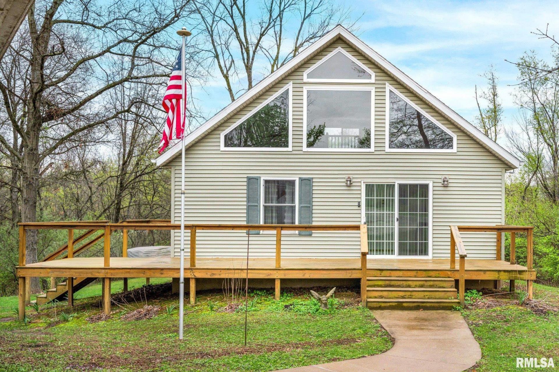 488 Greenbriar Court, Dahinda, IL 61428 Main Photo