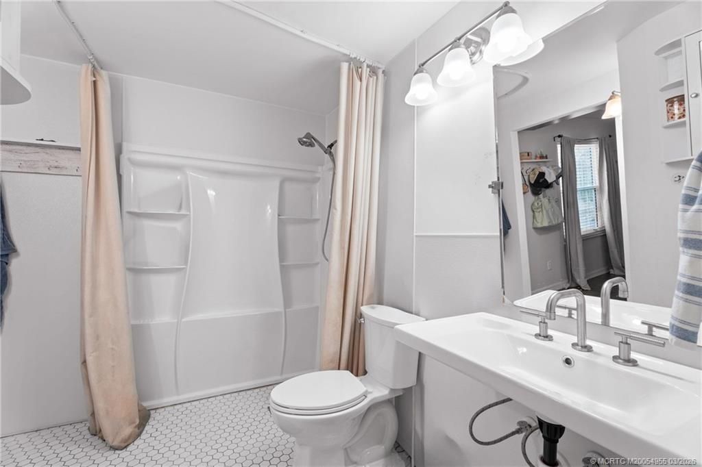 1959 NE 23rd Terrace, Jensen Beach, FL 34957 Photo