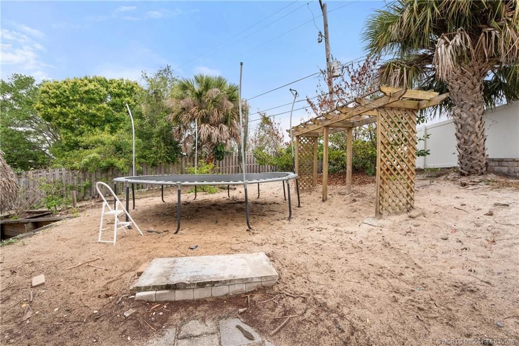 1959 NE 23rd Terrace, Jensen Beach, FL 34957 Photo