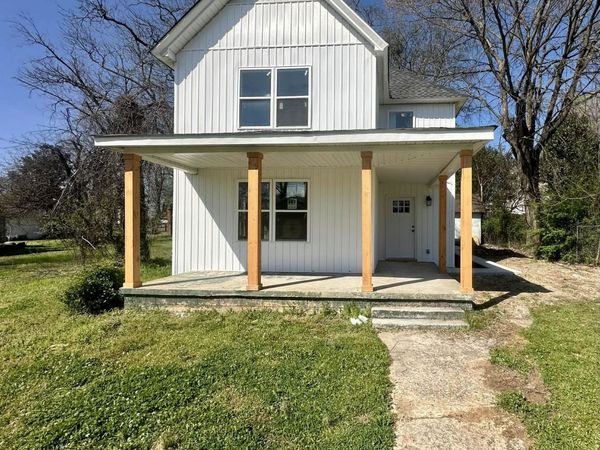 507 Dover Ave, Sheffield, AL