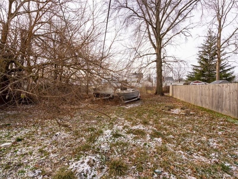 1816 E 34th Street, Lorain, OH 44055 Photo 22