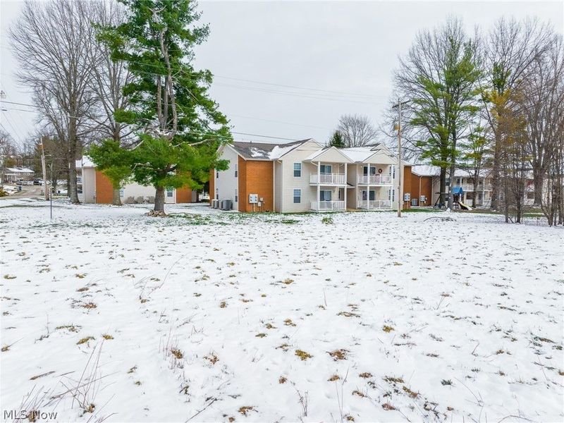 207 Meadowbrook Drive, Byesville, OH 43723 Photo 9