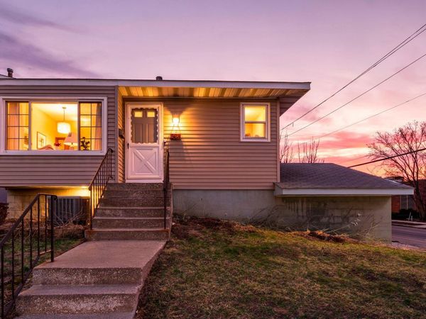 964 Western Avenue N, Saint Paul, MN 55117