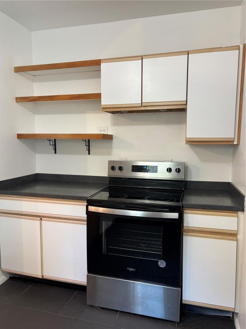 1231 Highland Street N, Saint Petersburg, FL 33701 Photo