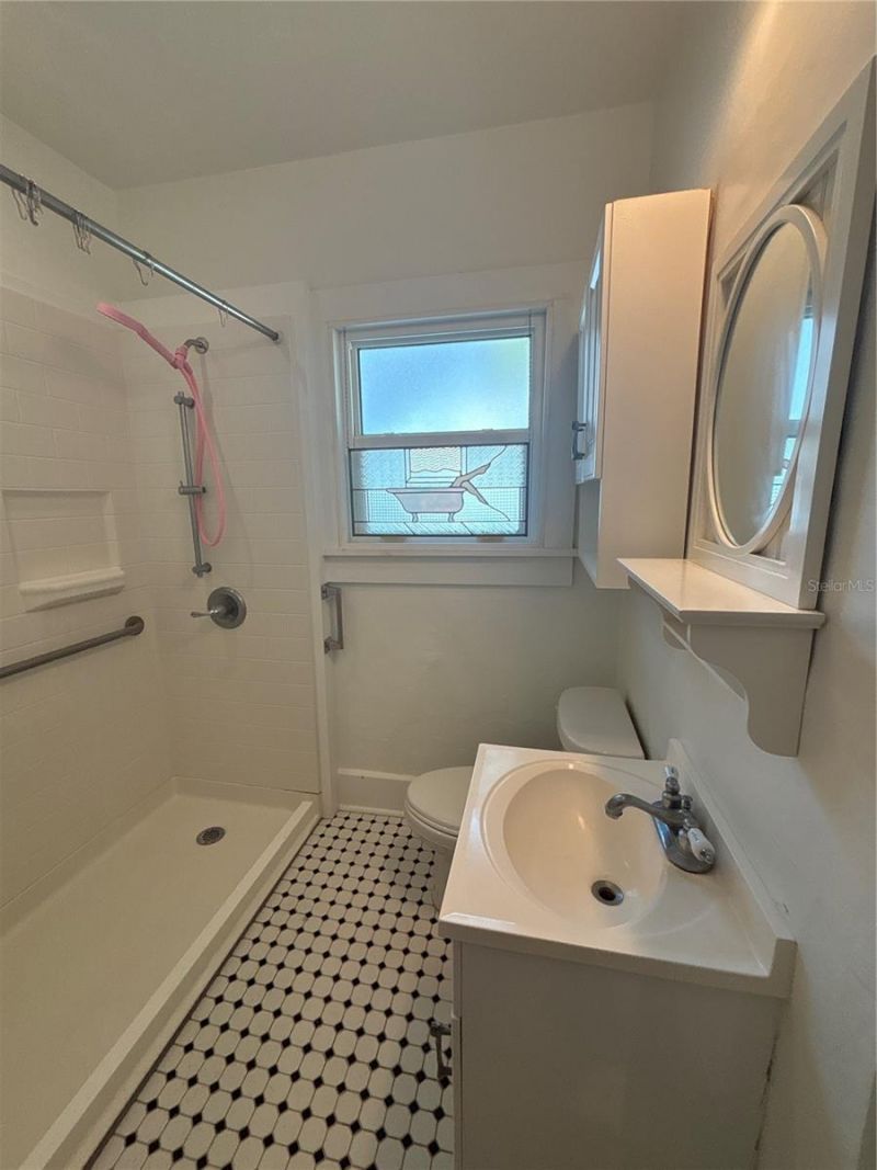 1231 Highland Street N, Saint Petersburg, FL 33701 Photo