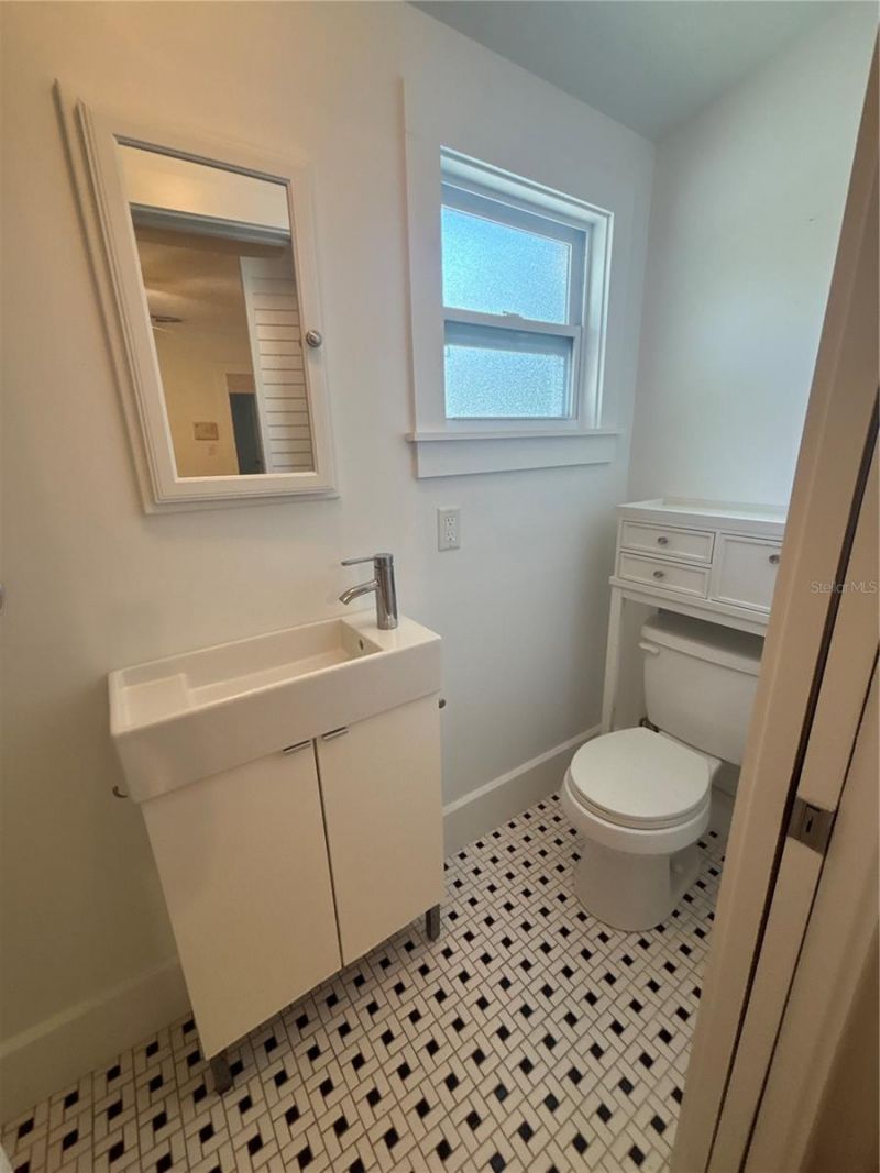 1231 Highland Street N, Saint Petersburg, FL 33701 Photo