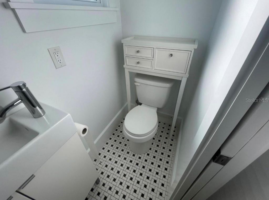 1231 Highland Street N, Saint Petersburg, FL 33701 Photo