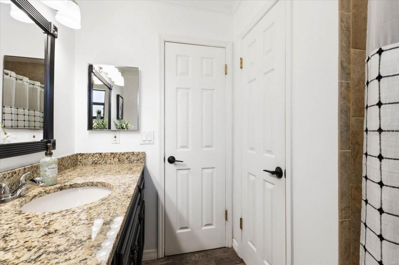 3911 24th Avenue W, Bradenton, FL 34205 Photo