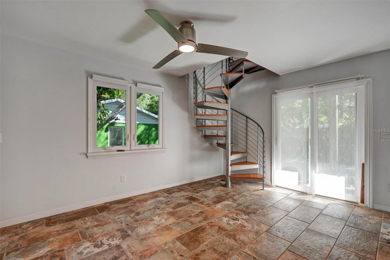 151 20th Avenue S, Saint Petersburg, FL 33705 Photo