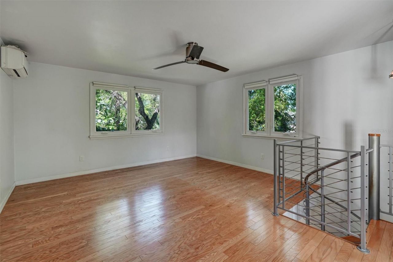 151 20th Avenue S, Saint Petersburg, FL 33705 Photo