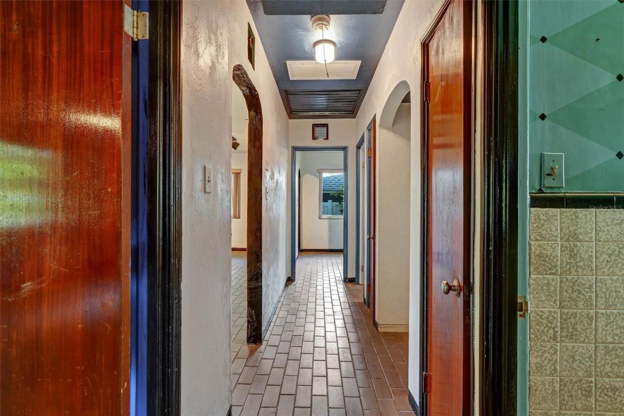 151 20th Avenue S, Saint Petersburg, FL 33705 Photo