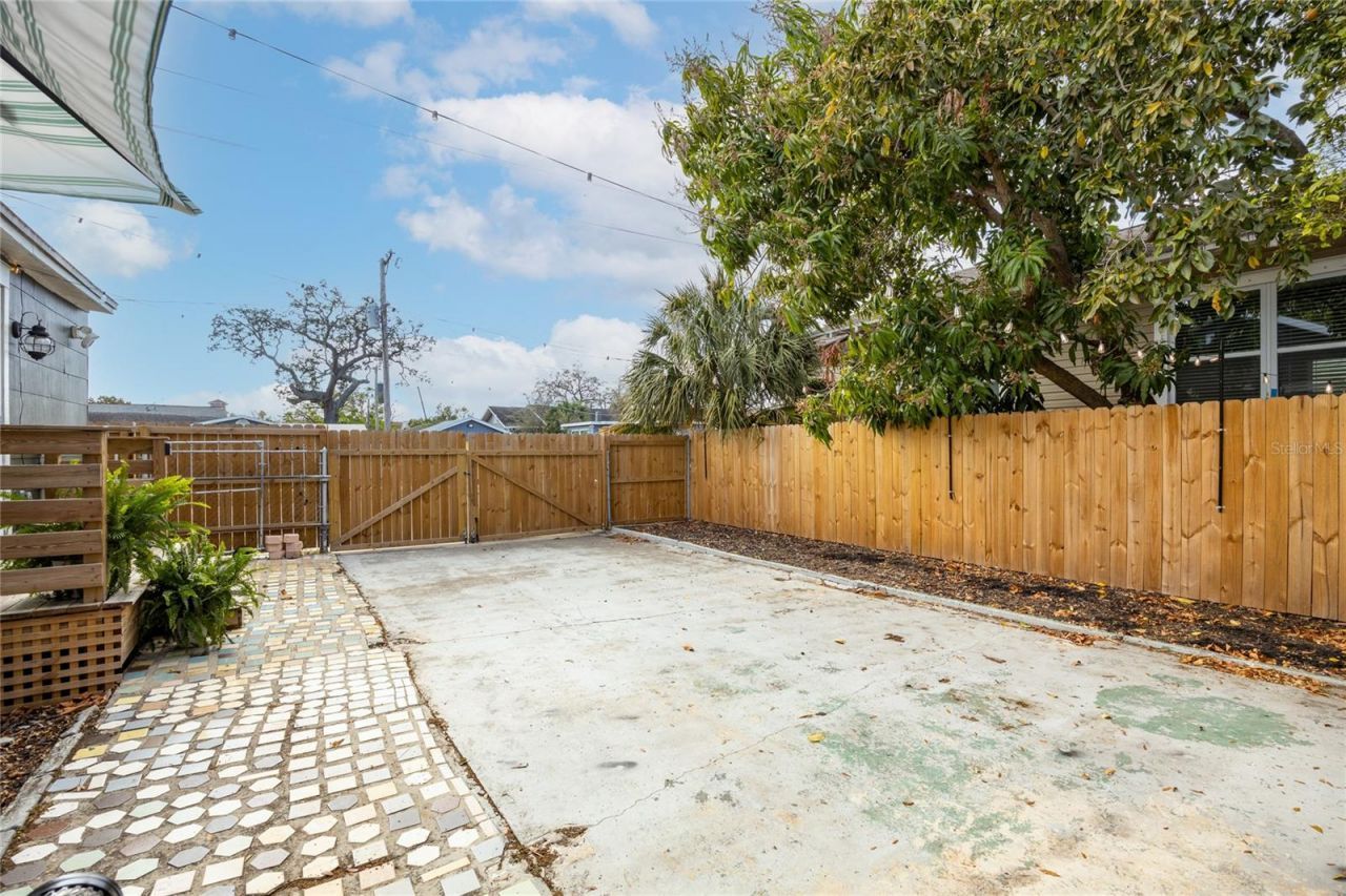 3002 N 16th Street, Tampa, FL 33605 Photo