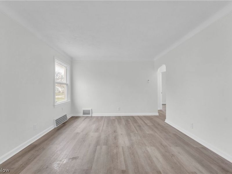 1511 E 196th Street, Euclid, OH 44117 Photo 5