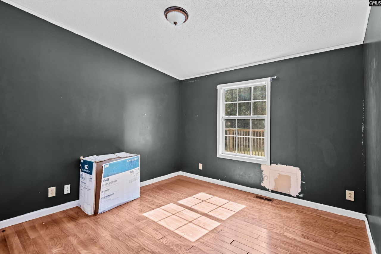 179 Smith Young Road  Photo 26