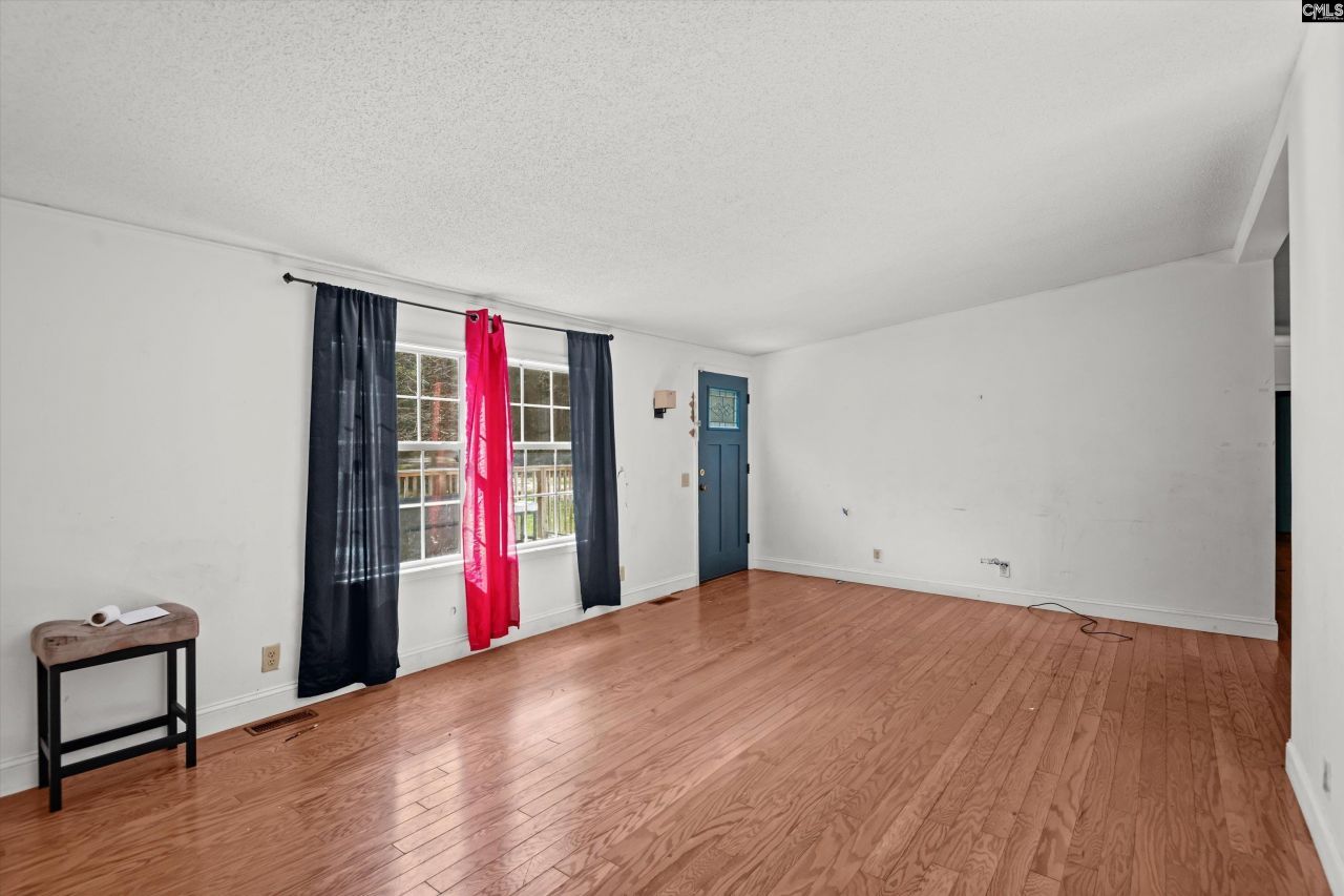 179 Smith Young Road  Photo 7