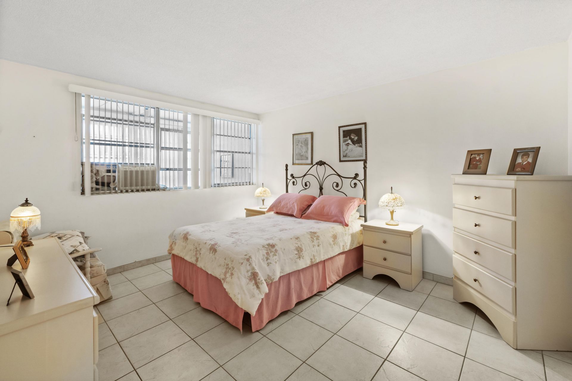 1333 E Hallandale Beach Boulevard, Unit 409, Hallandale Beach, FL 33009 Photo