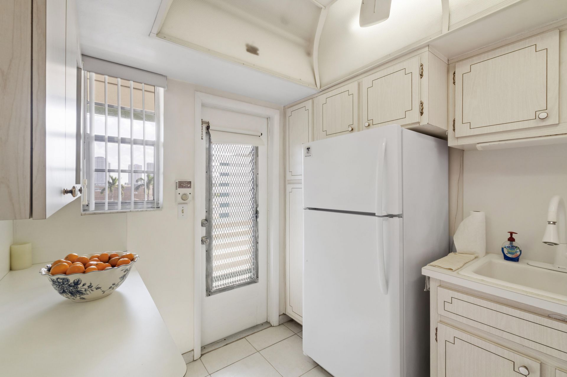 1333 E Hallandale Beach Boulevard, Unit 409, Hallandale Beach, FL 33009 Photo