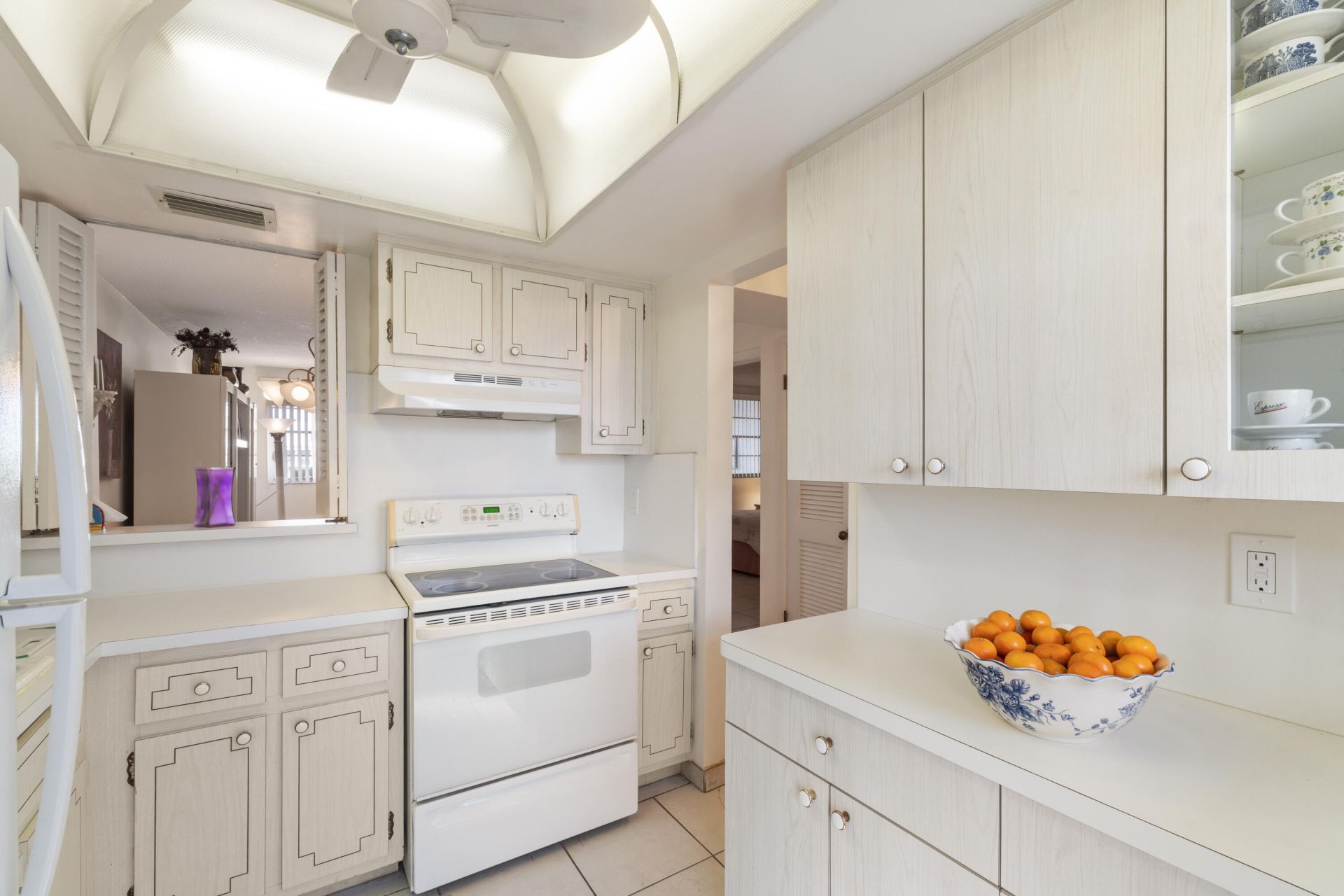 1333 E Hallandale Beach Boulevard, Unit 409, Hallandale Beach, FL 33009 Photo