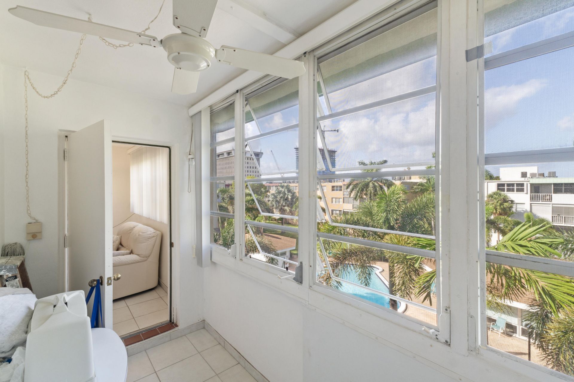 1333 E Hallandale Beach Boulevard, Unit 409, Hallandale Beach, FL 33009 Photo