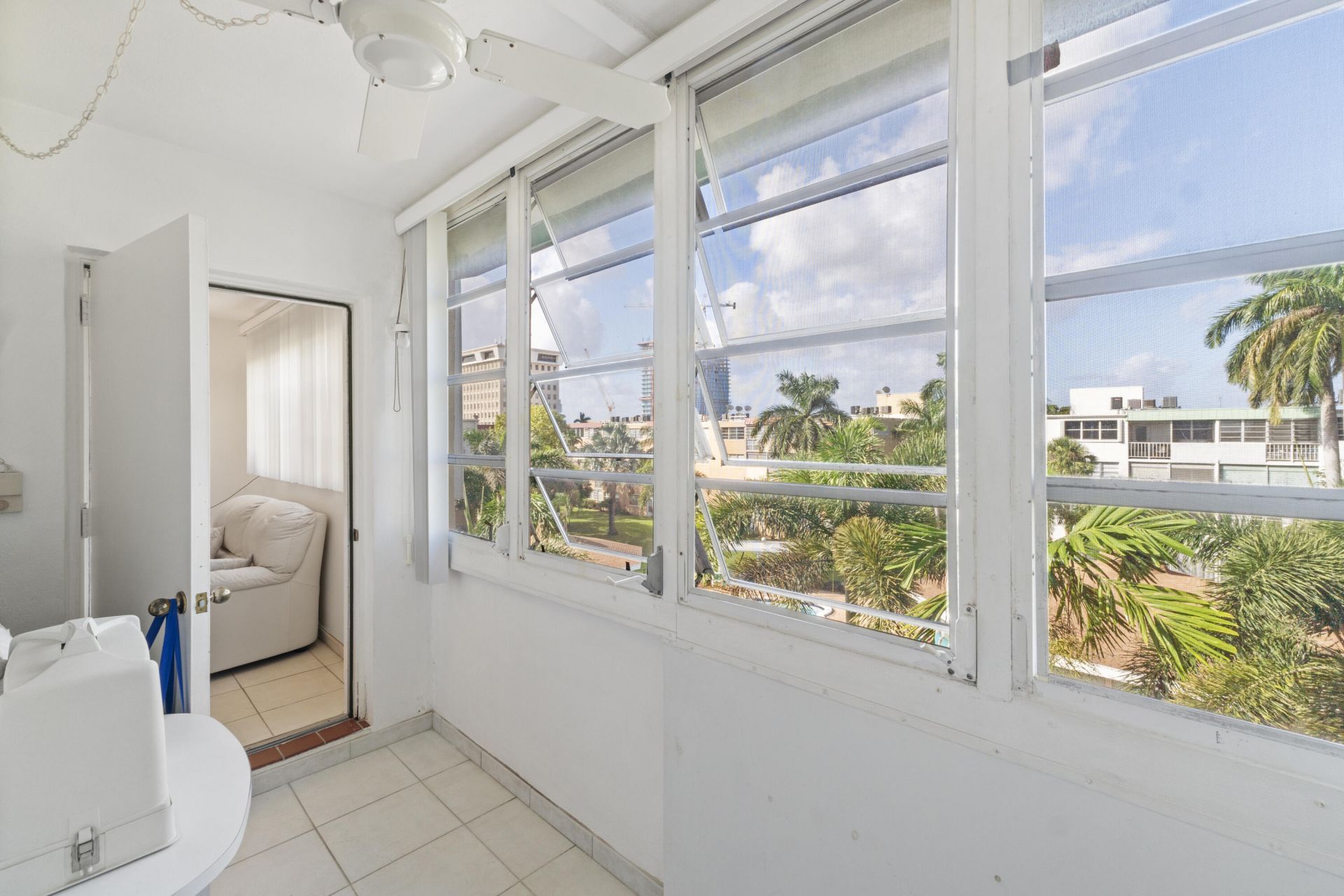 1333 E Hallandale Beach Boulevard, Unit 409, Hallandale Beach, FL 33009 Photo