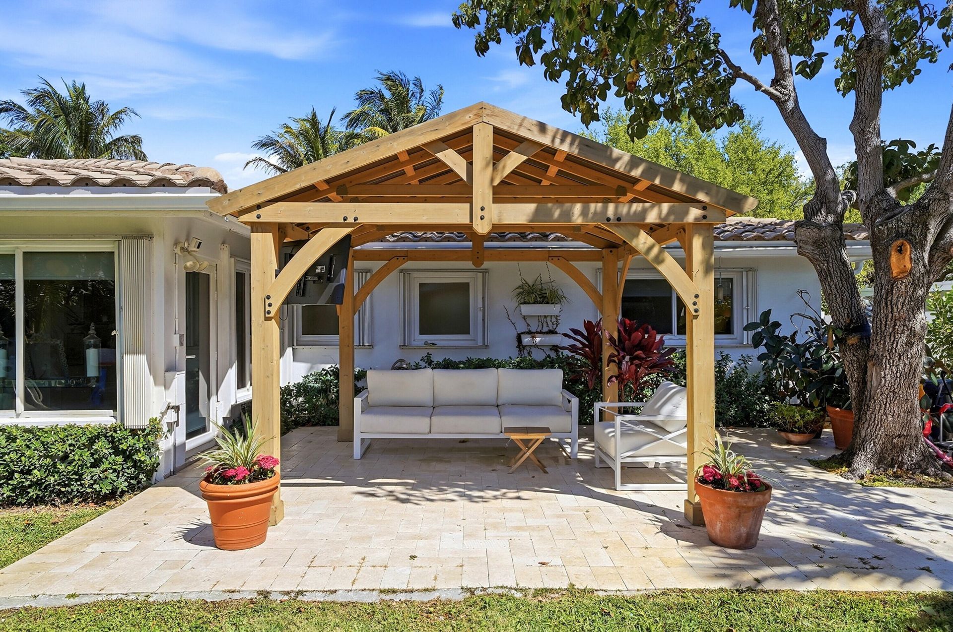 2140 NE 52nd Court, Fort Lauderdale, FL 33308 Photo