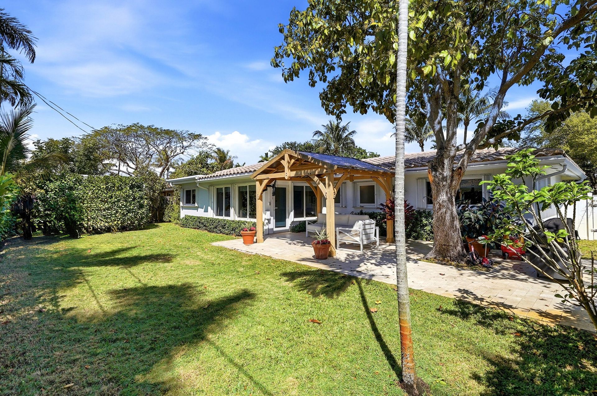 2140 NE 52nd Court, Fort Lauderdale, FL 33308 Photo