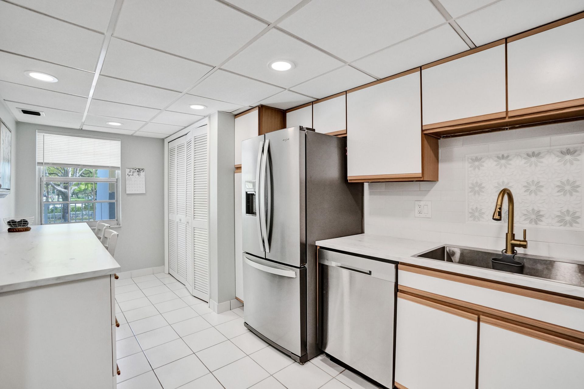 4200 Oaks Terrace, Unit 203, Pompano Beach, FL 33069 Photo