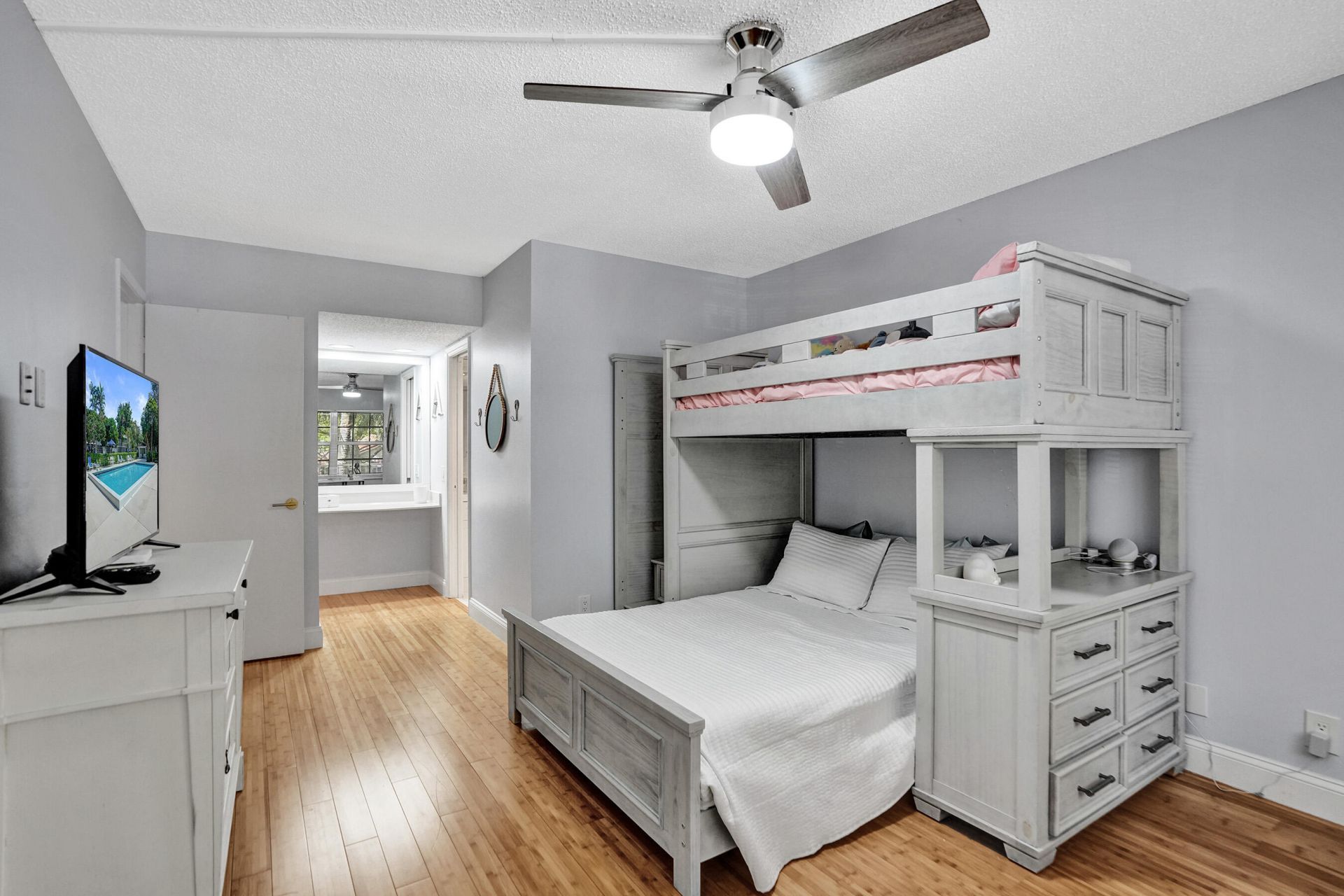 4200 Oaks Terrace, Unit 203, Pompano Beach, FL 33069 Photo