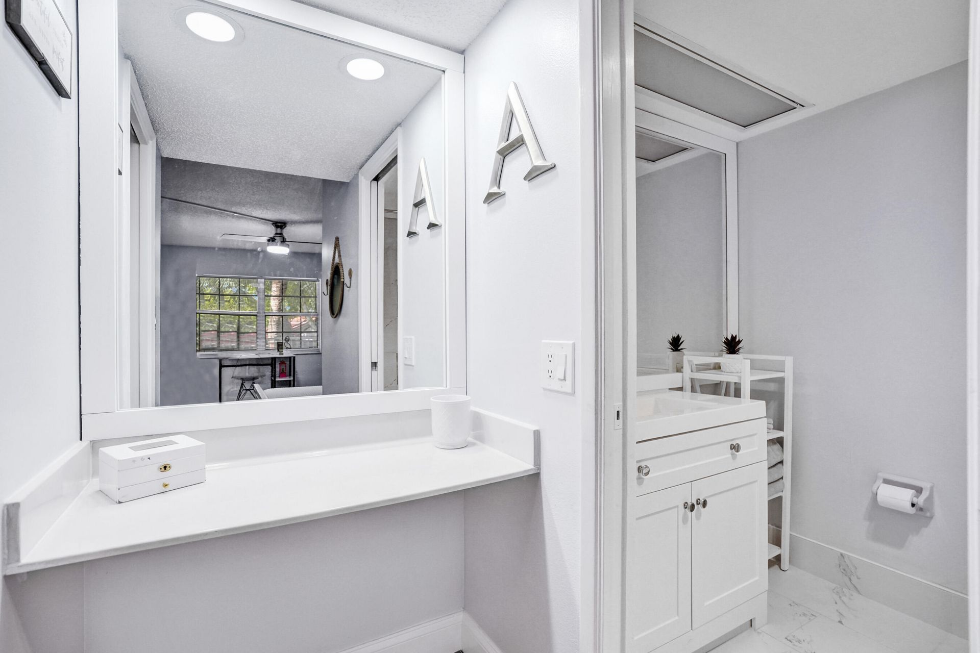 4200 Oaks Terrace, Unit 203, Pompano Beach, FL 33069 Photo