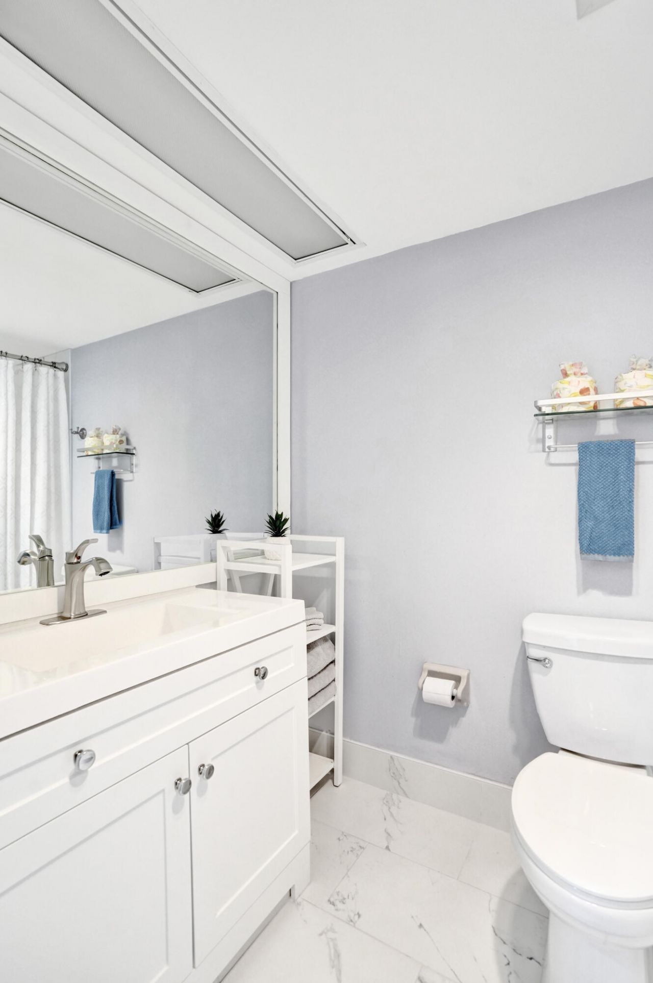 4200 Oaks Terrace, Unit 203, Pompano Beach, FL 33069 Photo