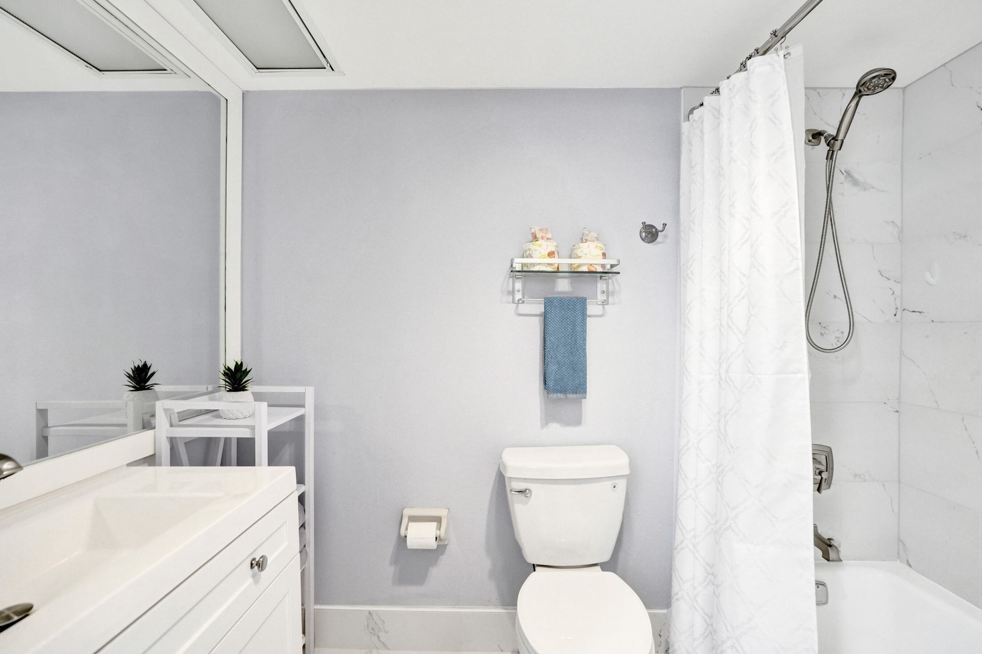 4200 Oaks Terrace, Unit 203, Pompano Beach, FL 33069 Photo