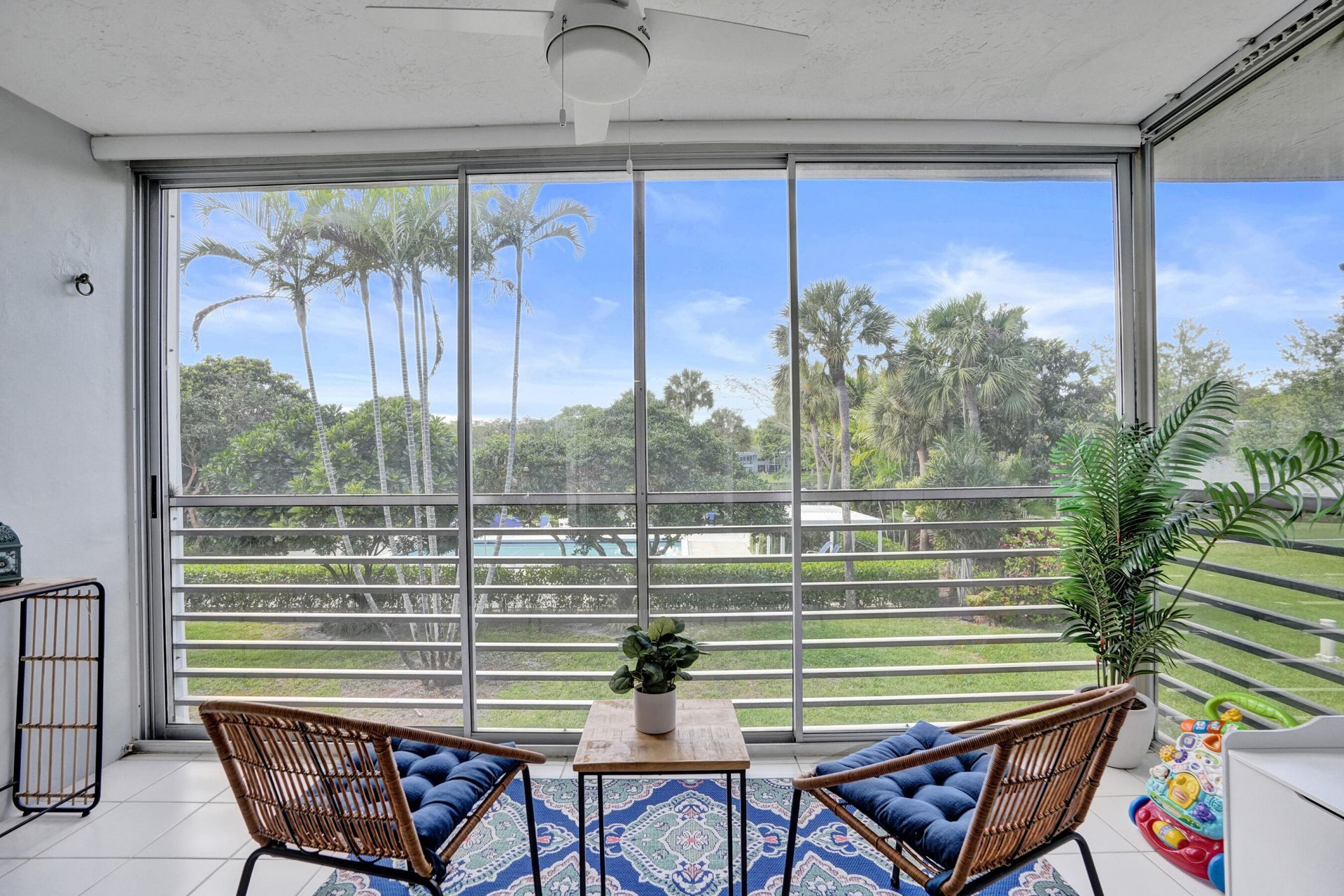 4200 Oaks Terrace, Unit 203, Pompano Beach, FL 33069 Photo