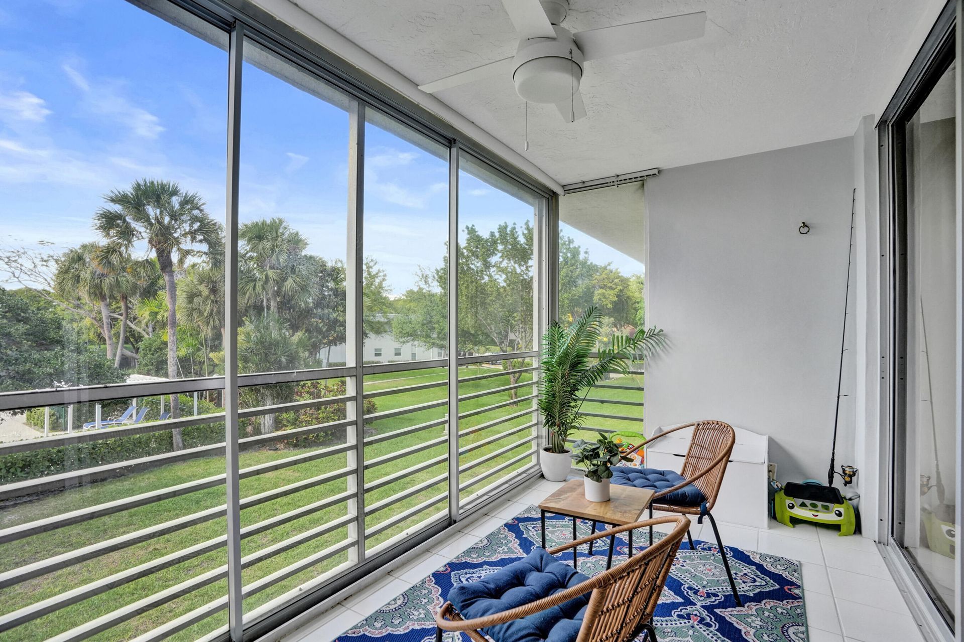 4200 Oaks Terrace, Unit 203, Pompano Beach, FL 33069 Photo