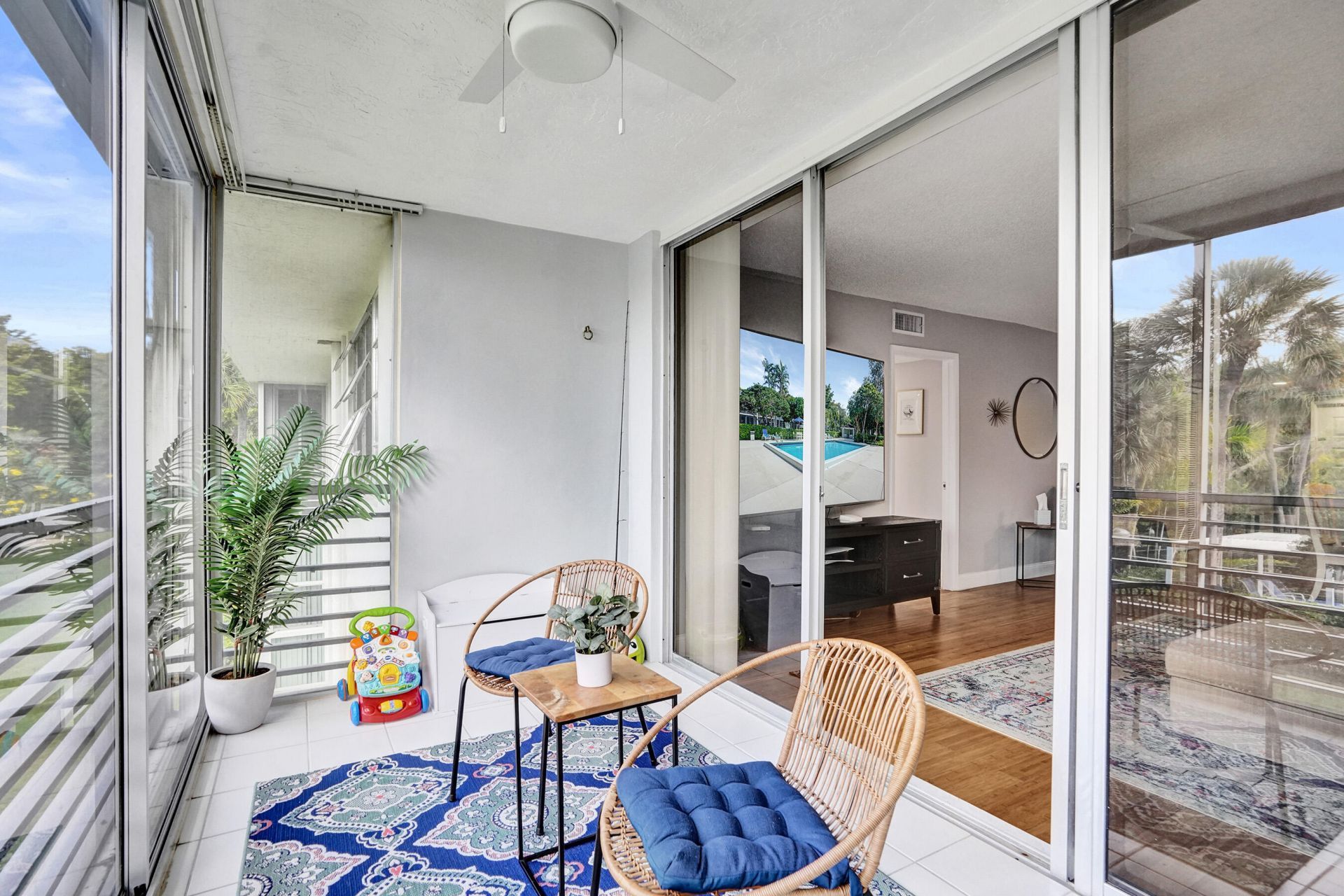 4200 Oaks Terrace, Unit 203, Pompano Beach, FL 33069 Photo