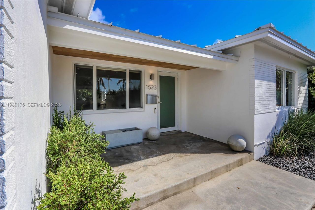 1523 Johnson St , Hollywood, FL 33020 Photo