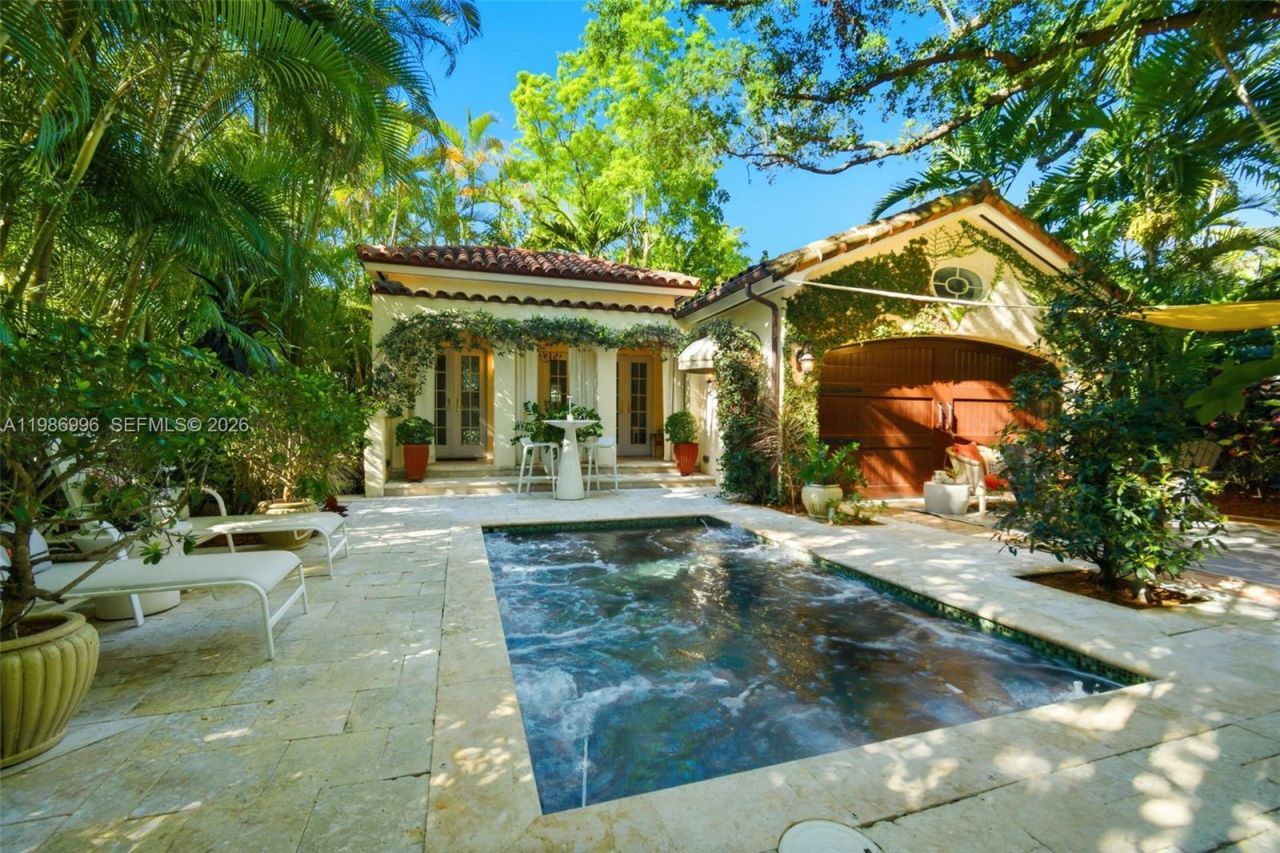 1231 Catalonia Ave, Coral Gables, FL 33134 Photo