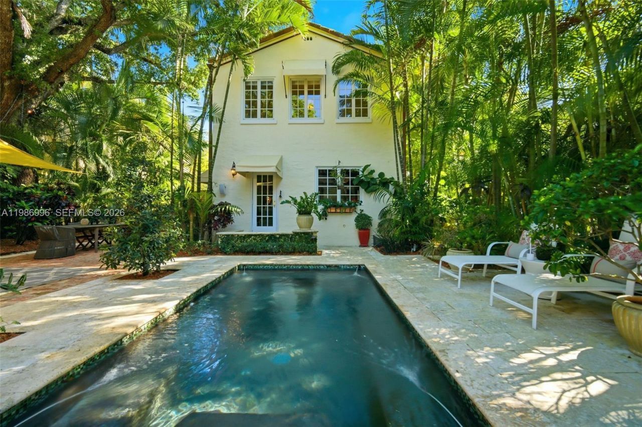 1231 Catalonia Ave, Coral Gables, FL 33134 Photo