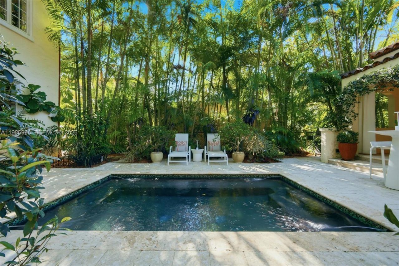 1231 Catalonia Ave, Coral Gables, FL 33134 Photo