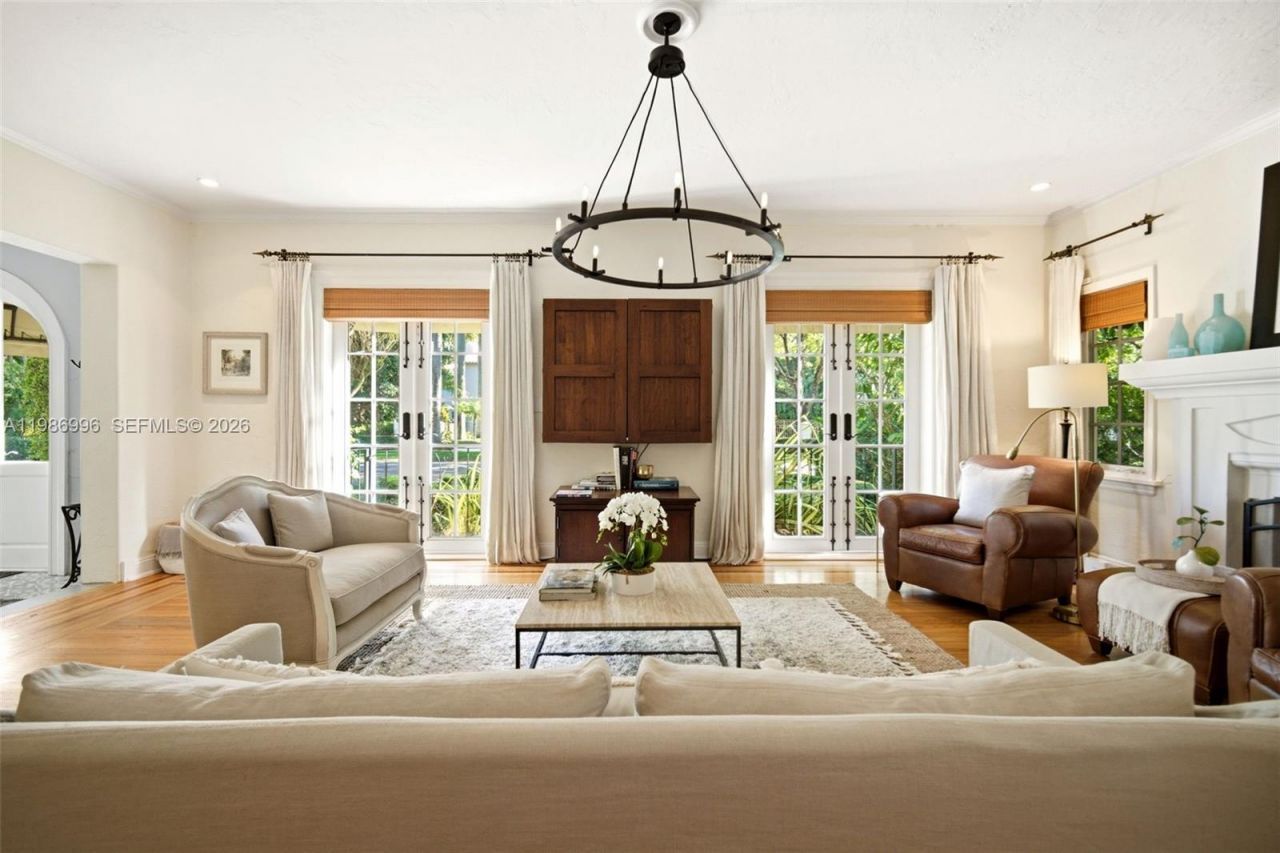 1231 Catalonia Ave, Coral Gables, FL 33134 Photo