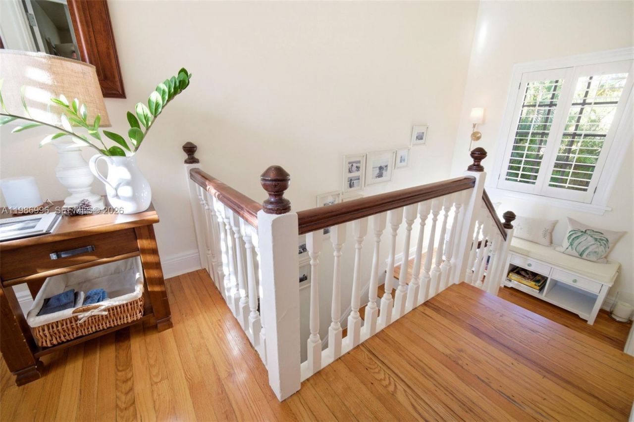 1231 Catalonia Ave, Coral Gables, FL 33134 Photo