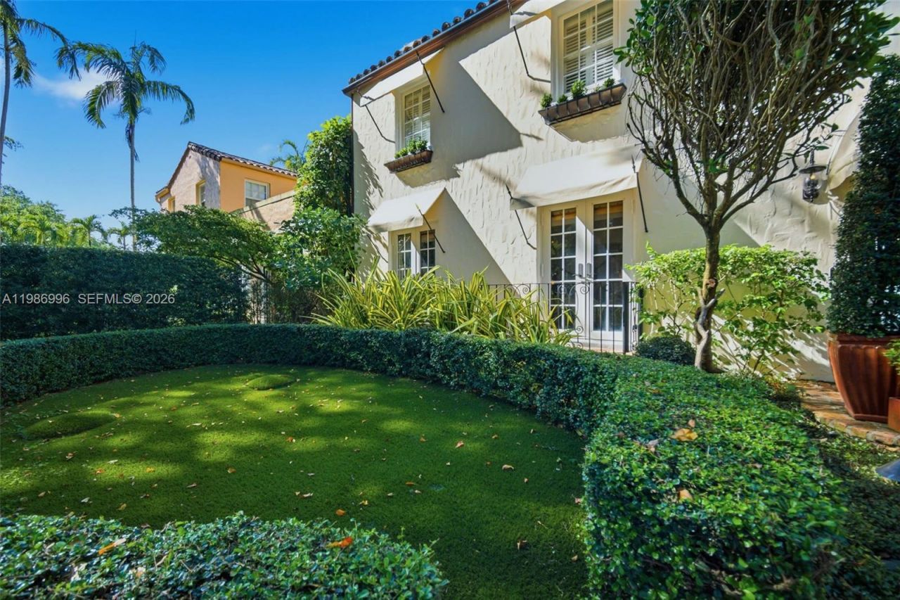 1231 Catalonia Ave, Coral Gables, FL 33134 Photo