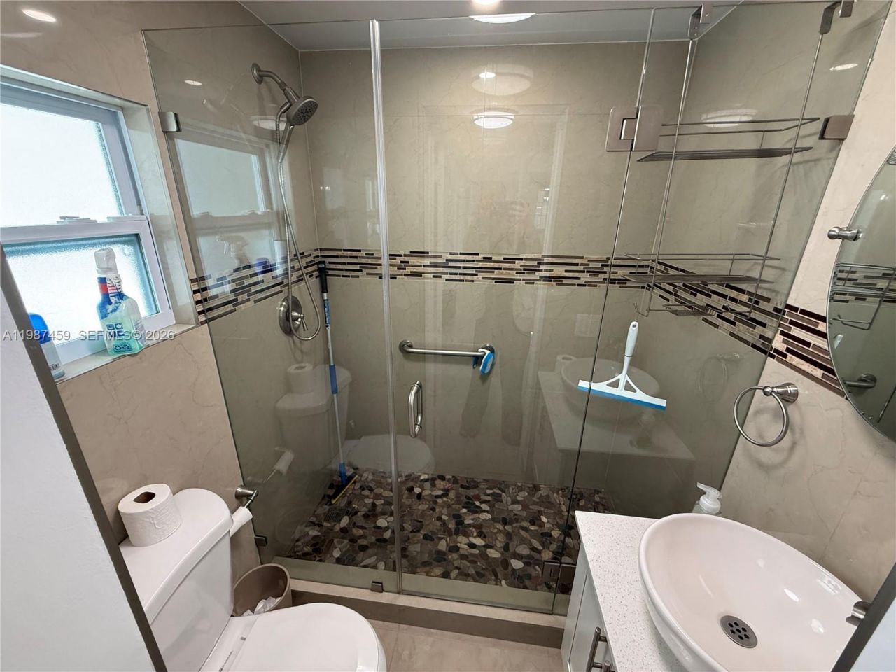 11602 NW 58th Ave , Unit EFF, Hialeah, FL 33012 Photo