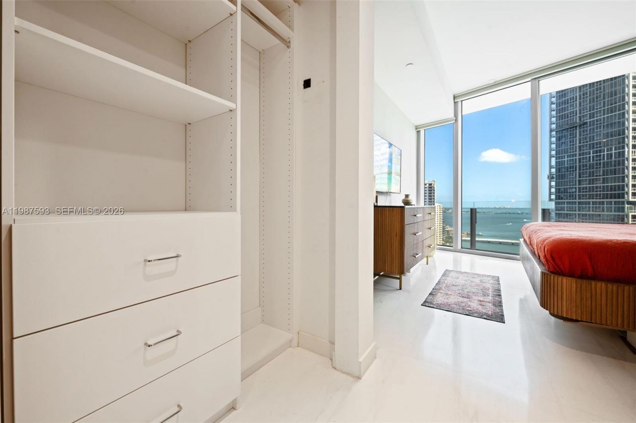 300 Biscayne Blvd Way, Unit 2106, Miami, FL 33131 Photo