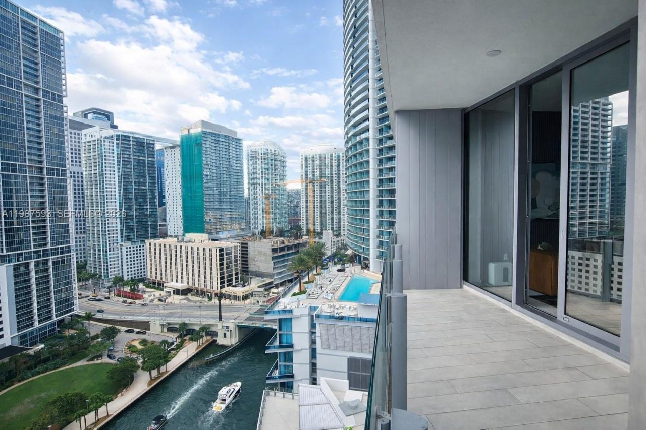 300 Biscayne Blvd Way, Unit 2106, Miami, FL 33131 Photo
