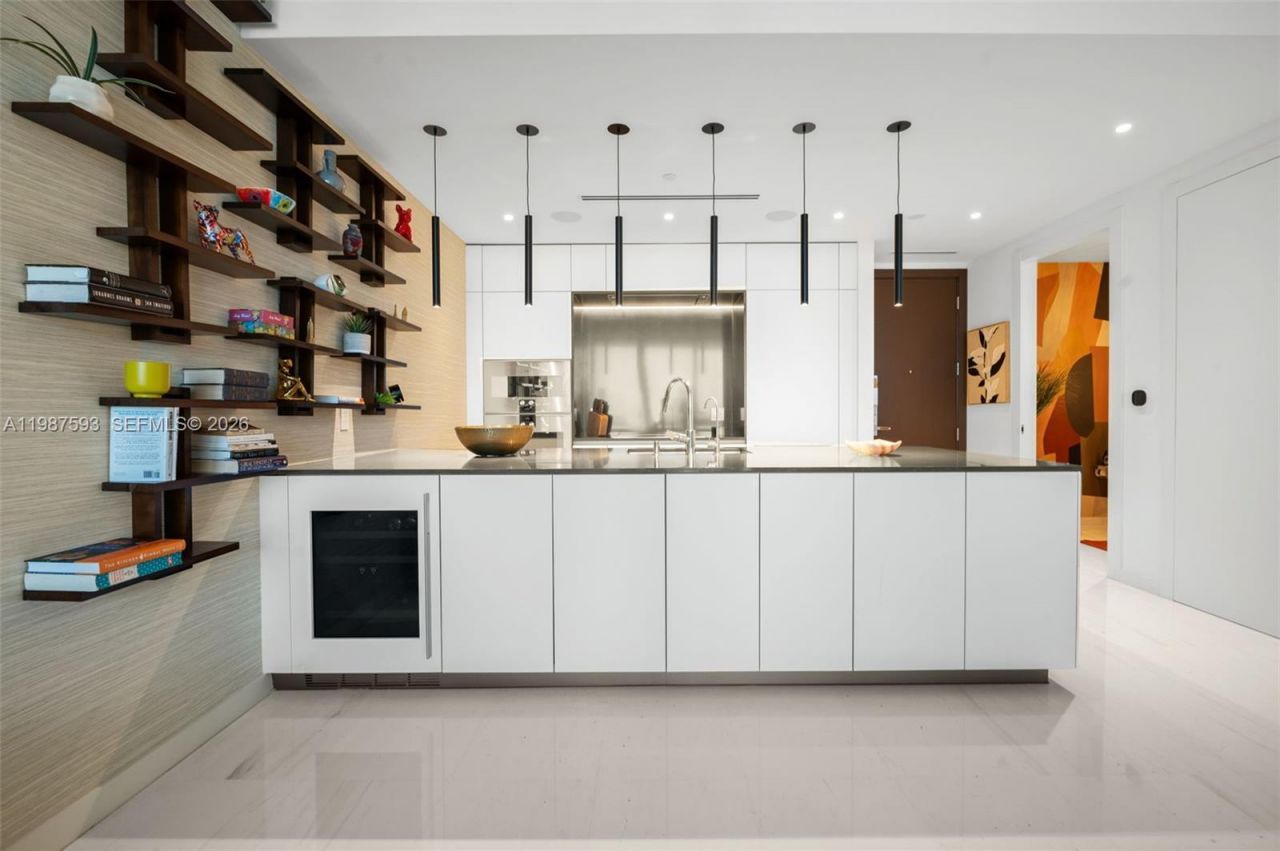 300 Biscayne Blvd Way, Unit 2106, Miami, FL 33131 Photo