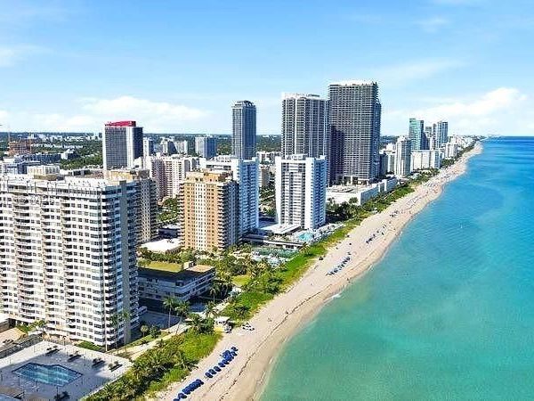 1950 S Ocean Dr , Unit 2C, Hallandale Beach, FL 33009