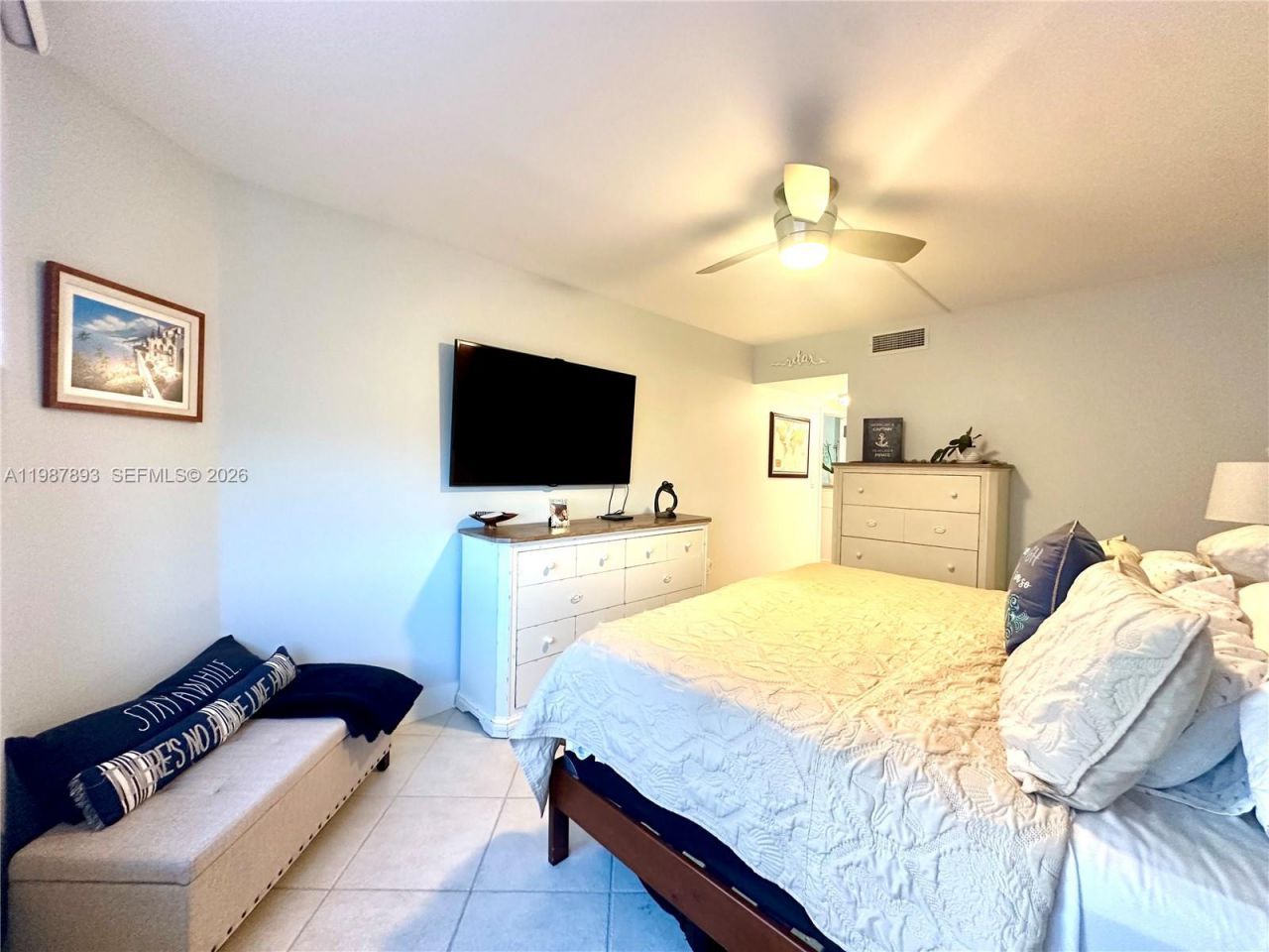 1950 S Ocean Dr, Unit 2C, Hallandale Beach, FL 33009 Photo