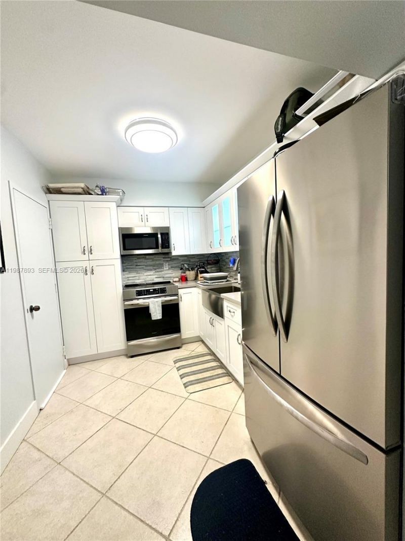 1950 S Ocean Dr, Unit 2C, Hallandale Beach, FL 33009 Photo